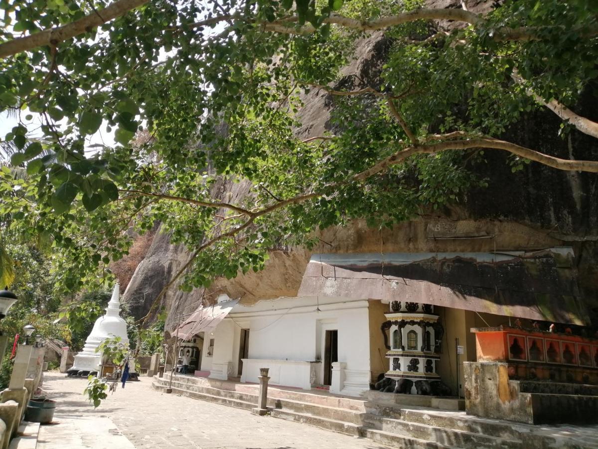 Kavidi Villa Home Stay 坦加拉 外观 照片