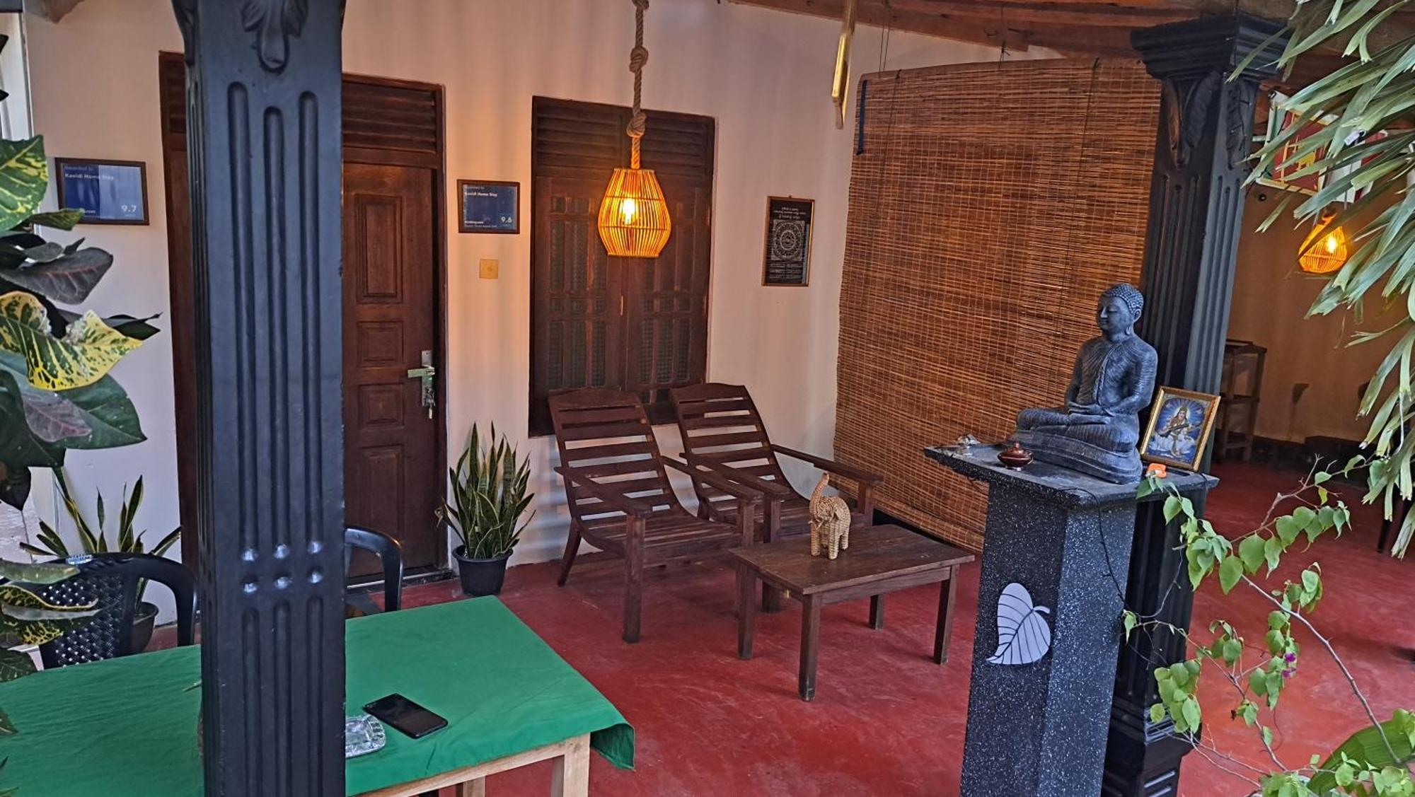 Kavidi Villa Home Stay 坦加拉 外观 照片